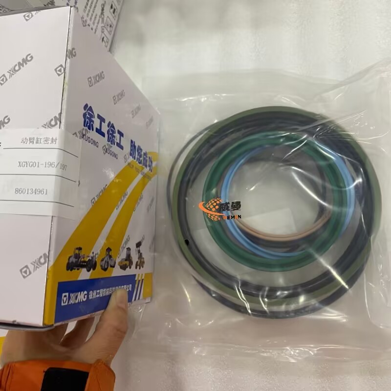 2F8141E203649CA69DC3BAEC254B4E0A