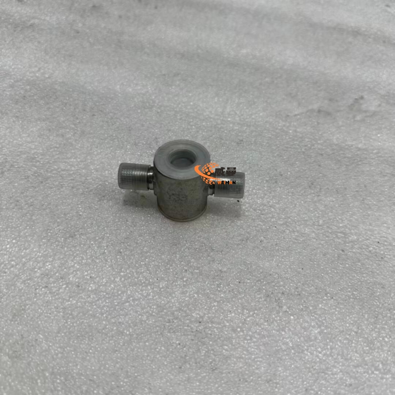 35726EFEB76E17AF69969FF563D7C18D