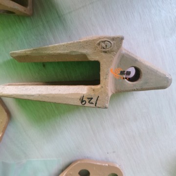 XCMG 819951077 20Y-934-2211 Adapter 8.95kg for sale