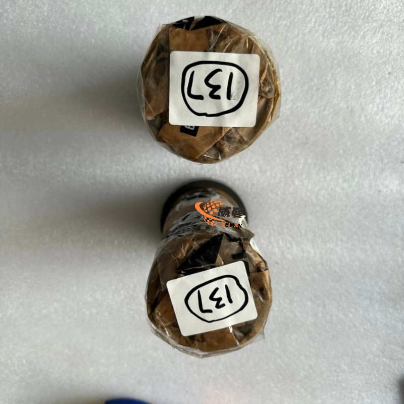 D20FE3FF1C815C9CE64B0CCC471D26E5