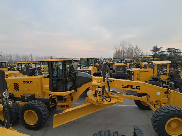 SDLG 9220F GRADER
