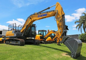 XCMG XE245DK Excavator | 25 Tonne Excavator for Sale and Hire