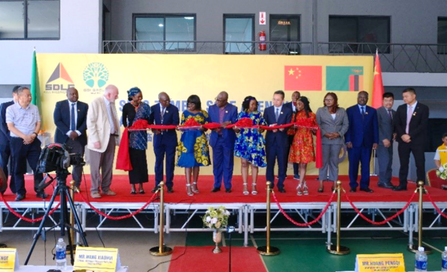 The opening ceremony of SDLG Zambia flagship store was held grandly!