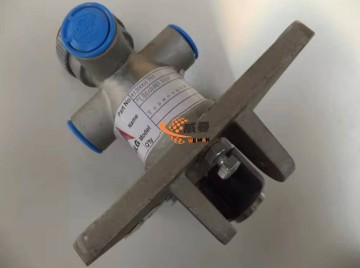 Original air brake control valve 4120001795 LY60F for LG936L LG956L wheel loader